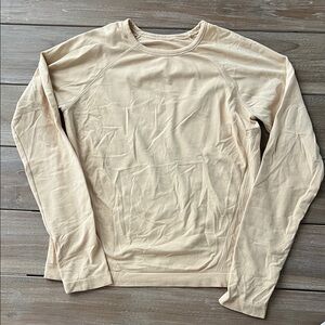Athleta Beige Long Sleeve Kids Tee